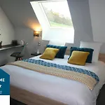 펜션 A 20 Kms Du Mont St Michel, Charme A La Campagne *