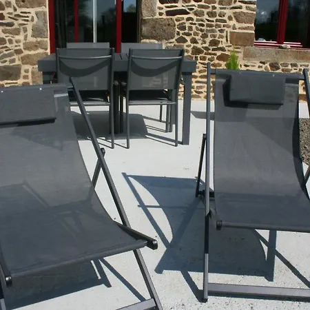 A 20 Kms Du Mont St Michel, Charme A La Campagne *