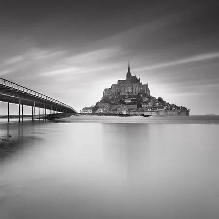 بيت للعطل A 20 Kms Du Mont St Michel, Charme A La Campagne
