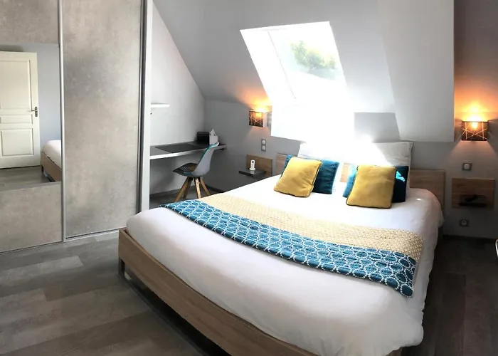 Дом отдыха A 20 Kms Du Mont St Michel, Charme A La Campagne